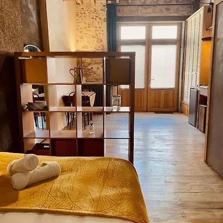 Apartamento L'atelier- Loft D'artiste Aménagé, Centre-ville Sète